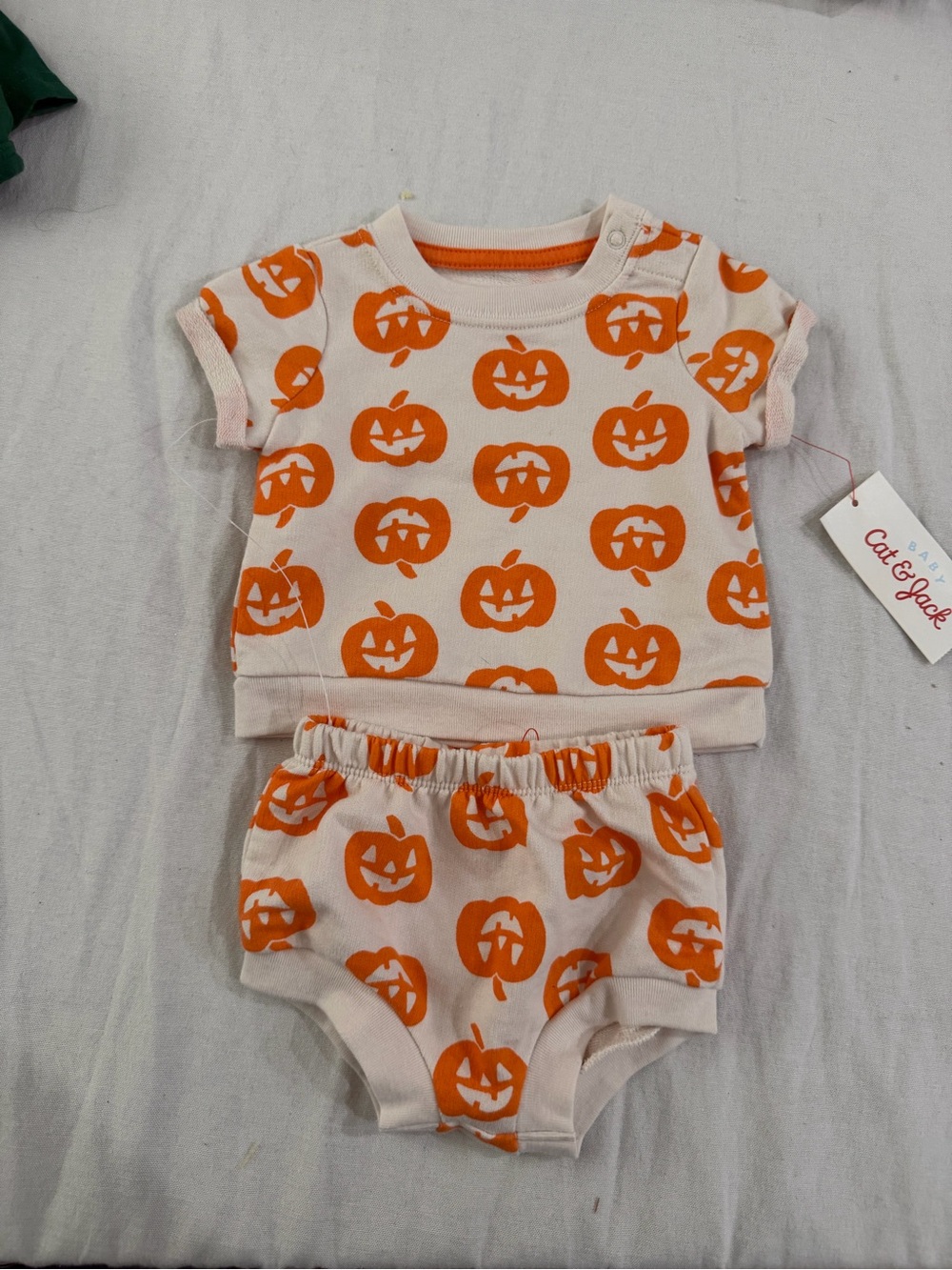 Cat & Jack Newborn Pumpkin Print Baby Outfit Set